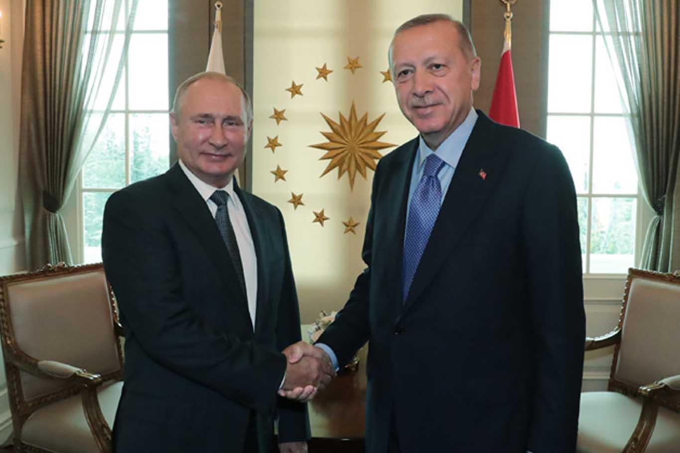 Cumhurbaşkanı Erdoğan Putin’le görüştü 